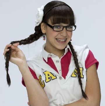 Otro de los papeles entrañables de la actriz mexicana fue en la telenovela 'Atrévete a Soñar', donde le daba vida a Patricia Peralta 'Patito'.