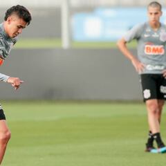 Corinthians inscribe a Cantillo para la semifinal del Paulista