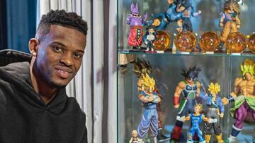 N¨¦lson Semedo muestra su museo particular de 'Dragon Ball'