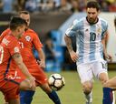 “Messi había renunciado hace cinco segundos tras perder la final con Chile; yo lo escuchaba llorar y él me decía...”