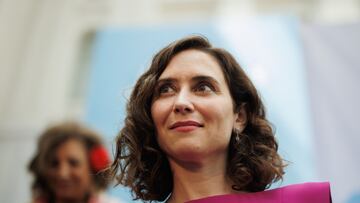 La presidenta de la Comunidad de Madrid, Isabel D¨ªaz Ayuso, durante la entrega de medallas de la ciudad de Madrid, en el Palacio de Cibeles a 15 de mayo de 2023, en Madrid, (Espa?a). Cada 15 de mayo, coincidiendo con la festividad del patr¨®n de la ciudad, San Isidro, el Ayuntamiento concede las medallas de San Isidro a personalidades y entidades vinculadas, personal o profesionalmente, a la ciudad. En total, despu¨¦s de su aprobaci¨®n definitiva se entregan 15 medallas de honor y de Madrid que reconocen la trayectoria y el compromiso con la ciudad de los galardonados con su mayor t¨ªtulo honor¨ªfico.
15 MAYO 2023;AWARDS;MEDALLAS DE HONOR;MEDALLAS DE MADRID;
Alejandro Mart¨ªnez V¨¦lez / Europa Press
15/05/2023