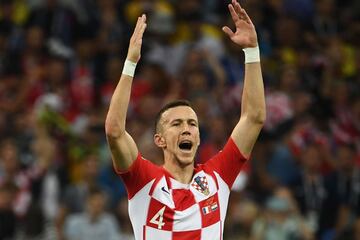 Niko Kovac lo tuvo en su paso en la selección de Croacia entre 2013 y 2015, en la que dirigió 21 partidos, ganó 10, empató 5 y perdió 6. Disputó amistosos y parte de las eliminatorias al Mundial de 2014 y la Eurocopa de 2016.