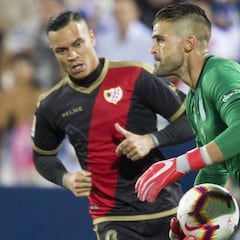 Cuéllar y Asenjo, los salvavidas de Leganés y Villarreal