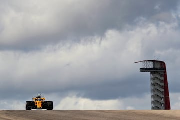 Sainz, con el Renault RS17 en su debut con la escudera francesa en el GP de Estados Unidos de 2017 en el Circuito de Las Amricas de Austin.