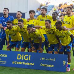 Aprobados y suspensos del Cádiz: repaso cultural y futbolístico