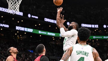 Jaylen Brown’s 32-point haul led the Boston Celtics to a narrow victory over the Philadelphia 76ers on Friday.