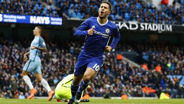 Eden Hazard celebra un gol contra el City.
