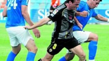 <b>MÁS CERCA. </b>Morán, jugando un encuentro con el Hércules la pasada temporada.