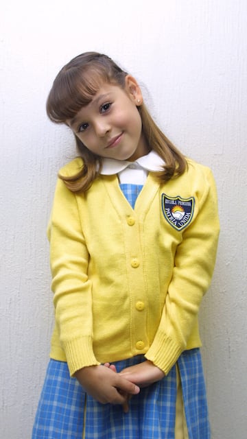 Una de las telenovelas infantiles con más popularidad fue 'Vivan los niños', donde Danna Paola interpretaba a una de las alumnas del colegio, llamada Estrella.