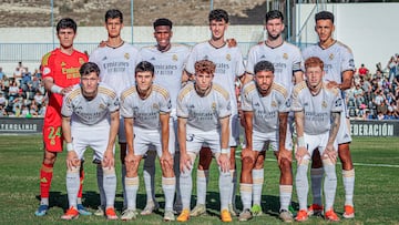 Once inicial del Castilla ante el Intercity: (arriba) Mario de Luis, Chema Andrés, Marvel, Jacobo Ramón, Theo Zidane, Álvaro Rodríguez, (abajo) David González, Loren Aguado, Víctor Muñoz, Edgar Pujol y Jeremy de León.