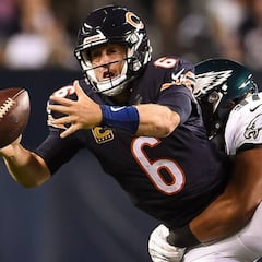 Angelina se libra de Brad Pitt… y los Chicago Bears de Cutler