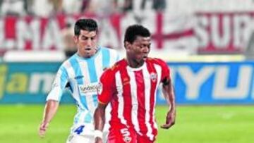 <b>VALORADO. </b>Uche se escapa de Juanito en la presentación.