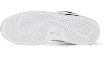 Suela de zapatilla Puma Smash con su ic¨®nico logotipo disponible en Amazon.