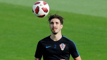 Vrsaljko, durante un entrenamiento con Croacia.