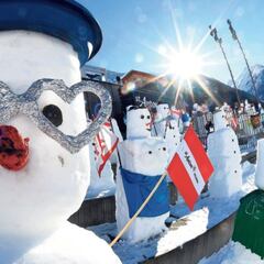A falta de público, buenos son los muñecos de nieve