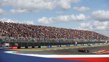 Max Verstappen pilota el Red Bull en Austin.