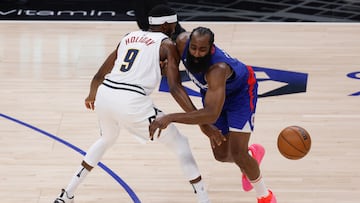 Los angelinos vuelven a caer, esta vez ante unos Nuggets sin Nikola Jokic, y contin¨²an su ca¨ªda a los infiernos desde la llegada de James Harden.