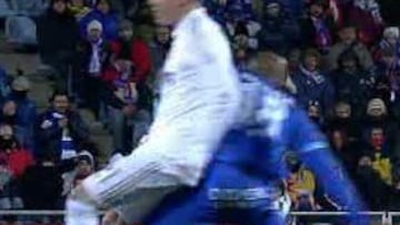 Masilela entró así a Callejón.