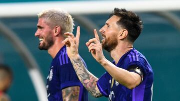 Argentina's Lionel Messi (R) celebrates after scoring a goal during the international friendly match between Honduras and Argentina at Hard Rock Stadium in Miami Gardens, Florida, on September 23, 2022. (Photo by CHANDAN KHANNA / AFP)