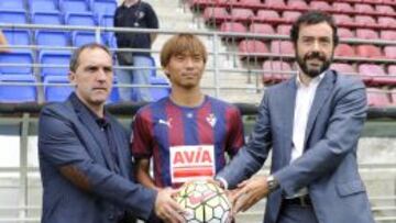 Inui, el fichaje m&aacute;s caro de la historia del Eibar