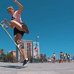La longboarder Miriam Tena está de vuelta en un clip por la Barceloneta