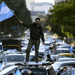 Coronavirus Argentina: ¿pueden afectar los banderazos al aumento de contagios?