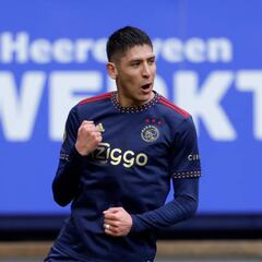 El golazo de Edson Álvarez en la goleada del Ajax en la Eredivisie