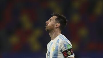 Argentina&#039;s Lionel Messi is pictured during the South American qualification football match for the FIFA World Cup Qatar 2022 against Chile at the Estadio Unico Madre de Ciudades stadium in Santiago del Estero, Argentina, on June 3, 2021. (Photo by AGUSTIN MARCARIAN / POOL / AFP)