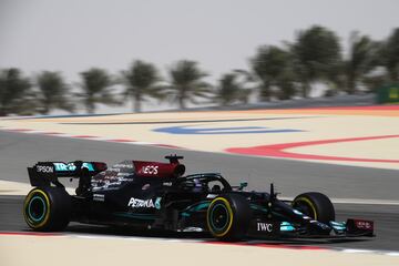 BAHRAIN, BAHRAIN - MARCH 13: Lewis Hamilton of Great Britain driving the (44) Mercedes AMG Petronas F1 Team Mercedes W12 on track during Day Two of F1 Testing at Bahrain International Circuit on March 13, 2021 in Bahrain, Bahrain. (Photo by Clive Mason/Getty Images)