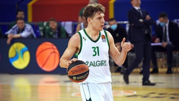 El Barcelona confirma el fichaje del joven talento lituano, Rokas Jokubaitis. En buena sinton&iacute;a con Jasikevicius, el jugador procede del Zalgiris.