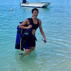 Muguruza ya trabaja en Suiza con su nuevo look para 2019