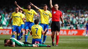 Canales, tras la roja.