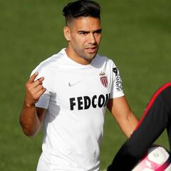 Falcao se une a la nueva era del Mónaco con Thierry Henry