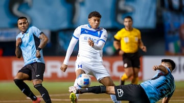 Futbol, O’Higgins vs Universidad Catolica
Fecha 11, Liga de Primera 2025
El jugador de Universidad Catolica Juan Francisco Rossel, izquierda, disputa el balon junto a Juan Ignacio Diaz de O’Higgins durante el partido de primera division disputado en el Estadio Bicentenario de La Florida, en Santiago de Chile.
17/05/2025
Pepe Alvujar/Photosport
Football, O’Higgins vs Universidad Catolica
11th turn, Division League 2025
Universidad Catolica’s player Juan Francisco Rossel, left, vies for the ball against Juan Ignacio Diaz of O’Higgins during the first division match at the Bicentenario Stadium in La Florida, Santiago, Chile.
17/05/2025
Pepe Alvujar/Photosport