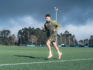 Álvaro Núñez durante su primer entrenamiento con el Celta.
