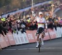Van der Poel gana en Hoogerheide su segunda general de Copa del Mundo