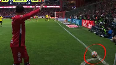 Aficionados del América descubren que el primer gol del Toluca en la final no debió haber contado
