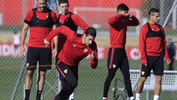 Escudero en el entrenamiento del Sevilla.