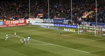 Griezmann marca el 1-0.