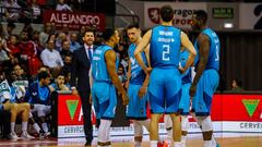 Los jugadores del Estudiantes, durante un partido