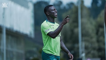 Marino Hinestroza y Jhon Durán, mensajes en sus redes sociales