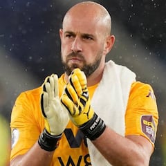 Reina vuelve a la carga en RRSS: "Siento no ser un intelectual"