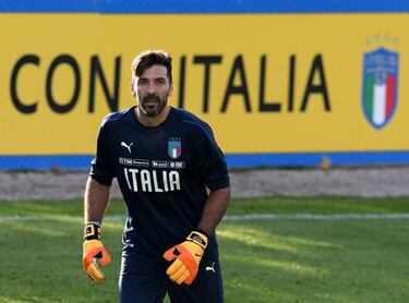 Italy veterans preparing for World Cup test against Sweden