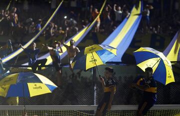 Boca es el nuevo campeón de la Superliga con un punto de diferencia sobre River Plate, equipo que empató ante Atlético Tucumán.