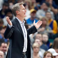 Kerr critica el esfuerzo del equipo; Durant: "No estoy de acuerdo"