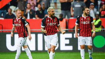 Nice&#039;s Algerian forward Andy Delort (C) celebrates after scoring his team&#039;s third goal during the French L1 football match between OGC Nice and AS Saint-Etienne at the Allianz Riviera stadium in Nice, southern France on May 11, 2022. (Photo by C