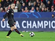 LEVERKUSEN (Germany), 11/03/2026.- Alejandro Grimaldo of Bayer Leverkusen in action during the UEFA Champions League Round of 16 1st leg match Bayer 04 Leverkusen against Arsenal FC, in Leverkusen, Germany, 11 March 2026. (Liga de Campeones, Alemania) EFE/EPA/CHRISTOPHER NEUNDORF