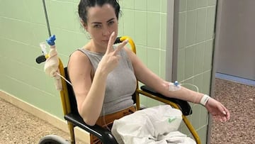 Preocupación por el estado de salud de Mahi Masegosa: reaparece en silla de ruedas y con vía intravenosa