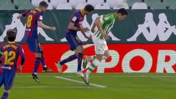 La polémica en el Villamarín: posible penalti a favor del Betis