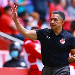 Ignacio Ambríz y su revancha personal como técnico del Toluca